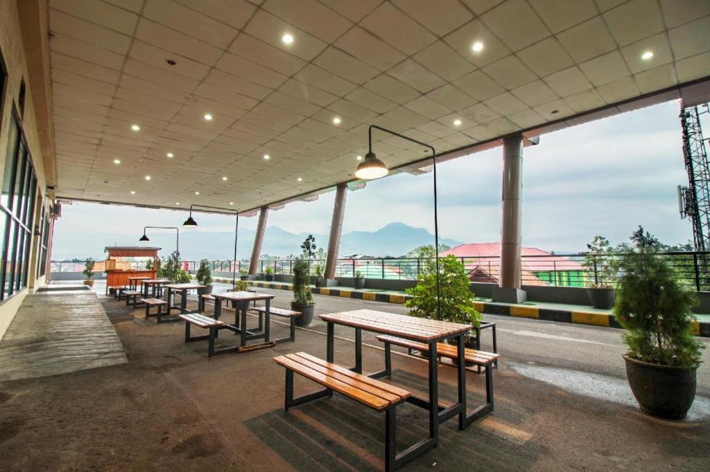 Super Oyo Capital O 483 Tamansari Panoramic Bandung Ξενοδοχείο Εξωτερικό φωτογραφία