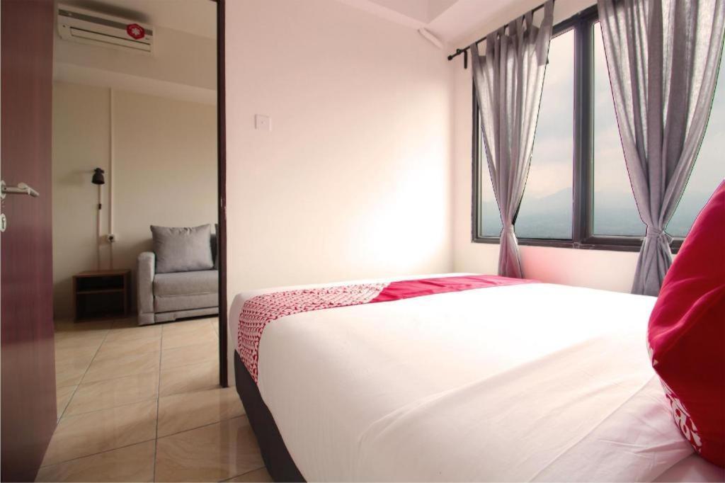 Super Oyo Capital O 483 Tamansari Panoramic Bandung Ξενοδοχείο Εξωτερικό φωτογραφία